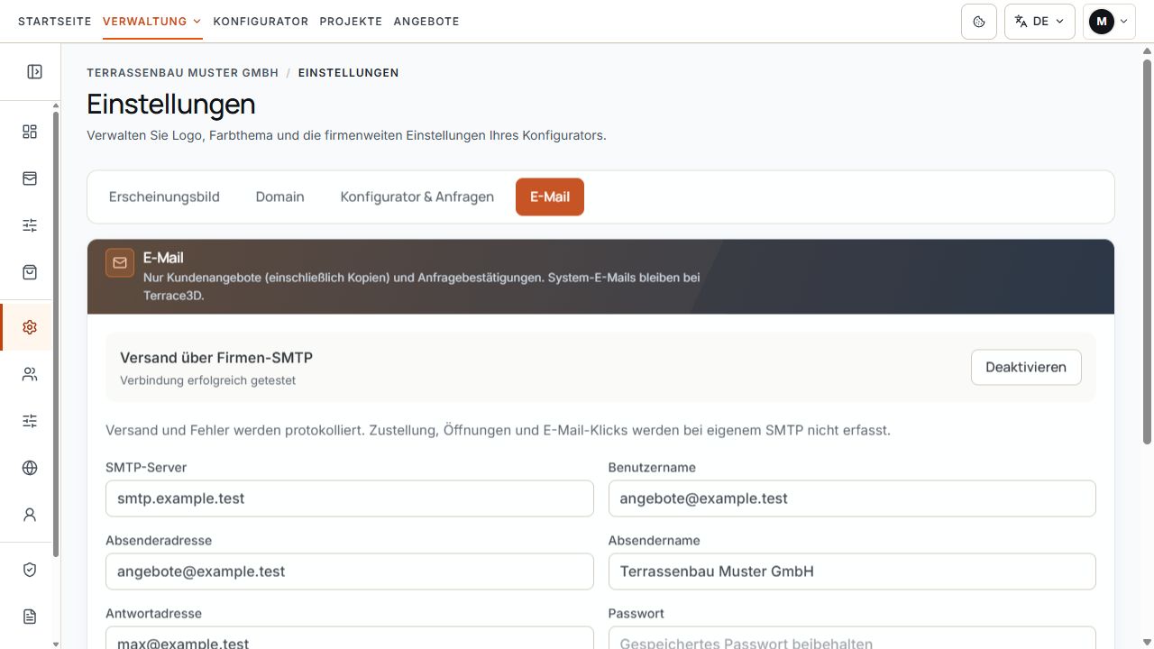 E-Mail-Einstellungen mit aktivem Firmen-SMTP, Verbindungsstatus und Absenderfeldern.
