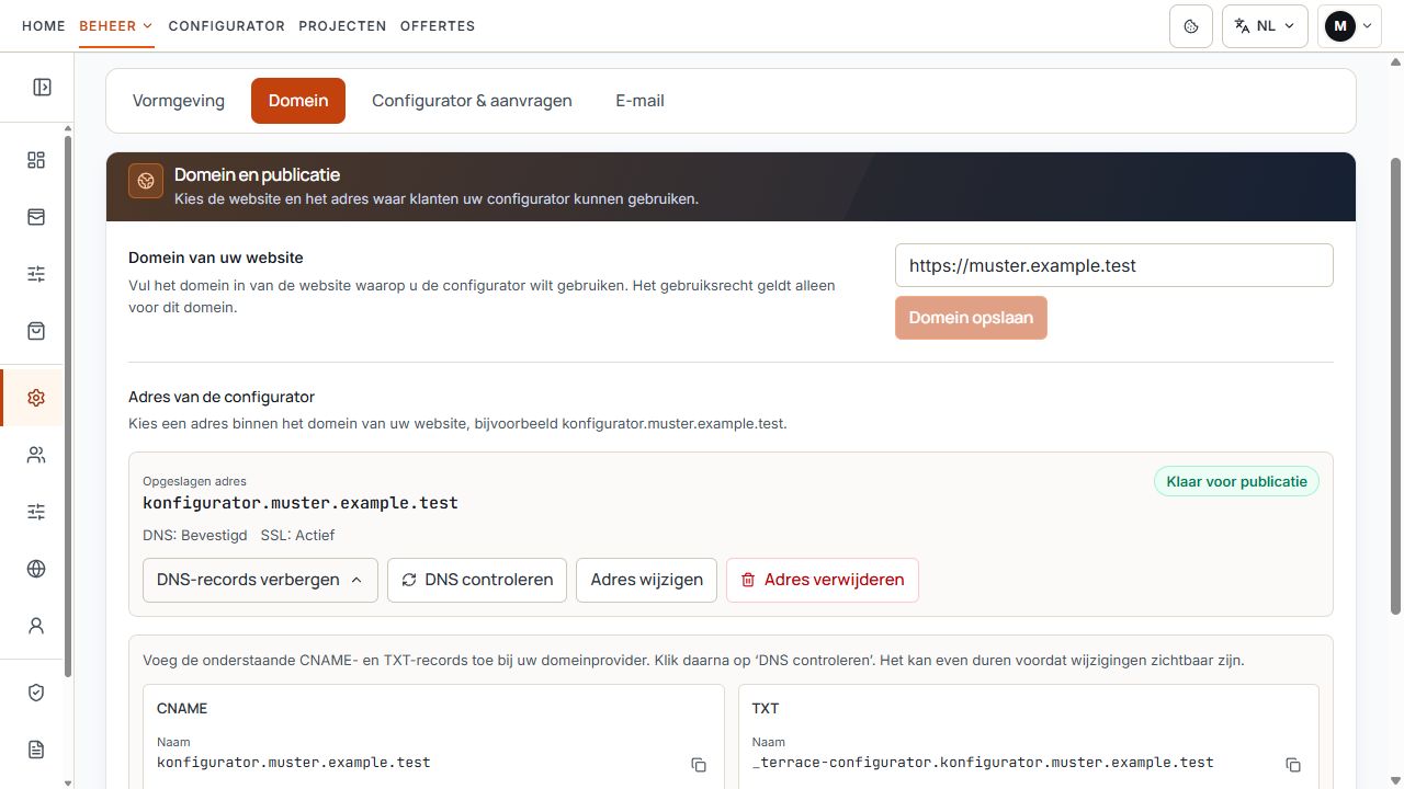DNS-gebied van het eigen configuratoradres met CNAME- en TXT-records en DNS- en SSL-status.